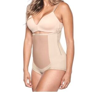 NWT Bellefit Postpartum Girdle with Side Zipper